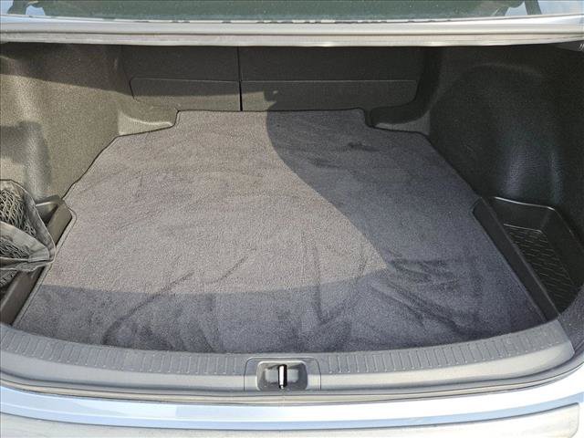 Used 2024 Toyota Corolla SE FWD image 6