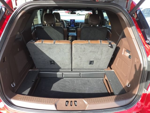 Certified 2024 Ford Explorer King Ranch w/ Technology Package AWD/4WD image 9