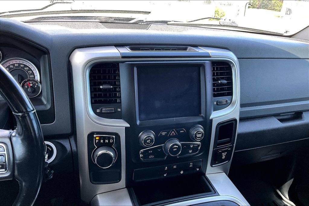 Used 2020 RAM 1500 Classic SLT w/ Luxury Group RWD image 22