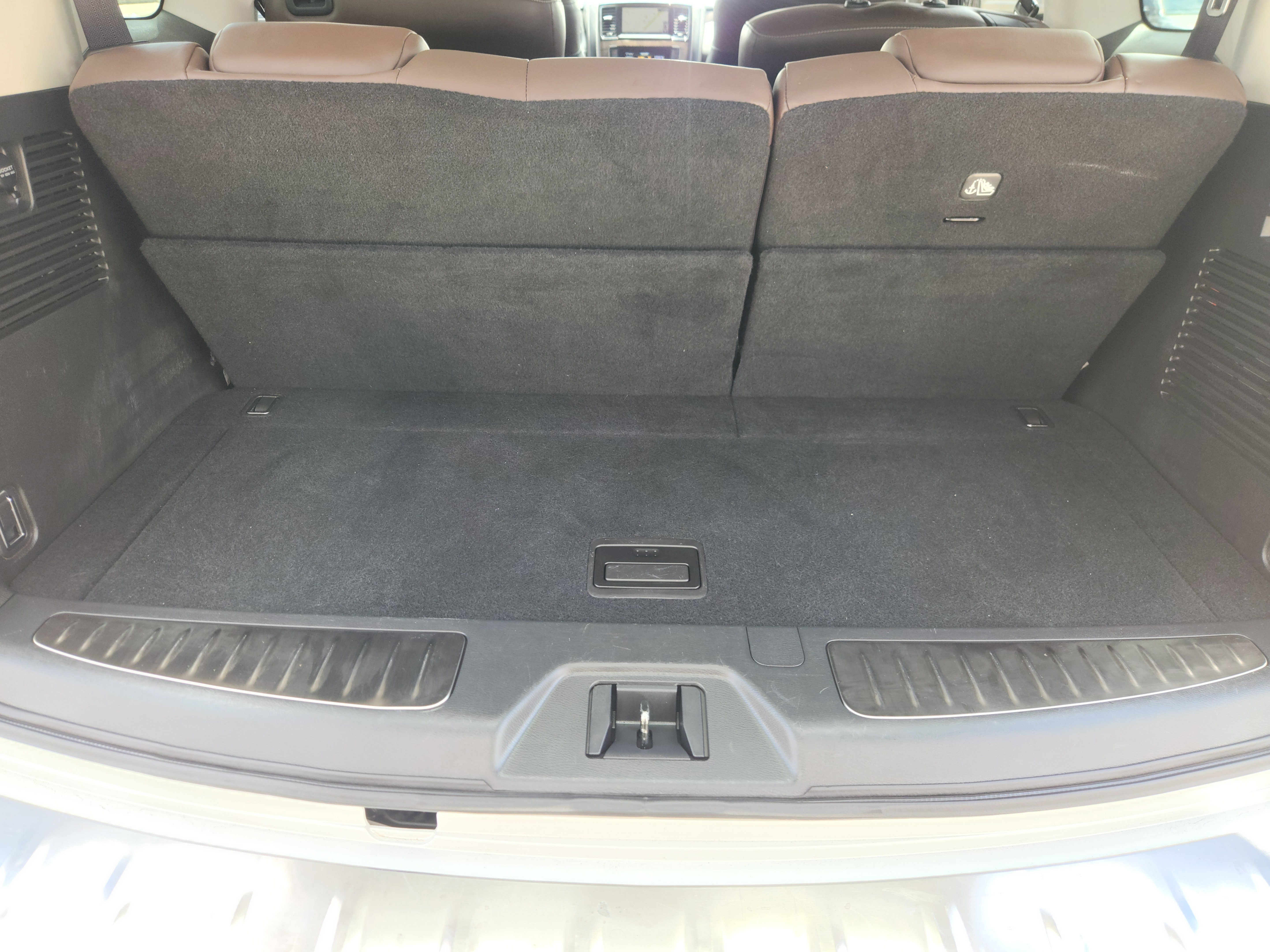 Used 2021 INFINITI QX80 Premium Select w/ Cargo Package image 24