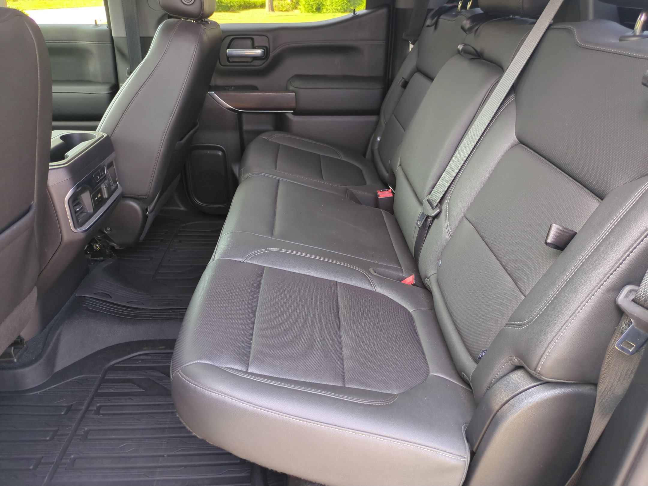 Used 2021 GMC Sierra 1500 SLT w/ SLT Premium Plus Package AWD/4WD image 28