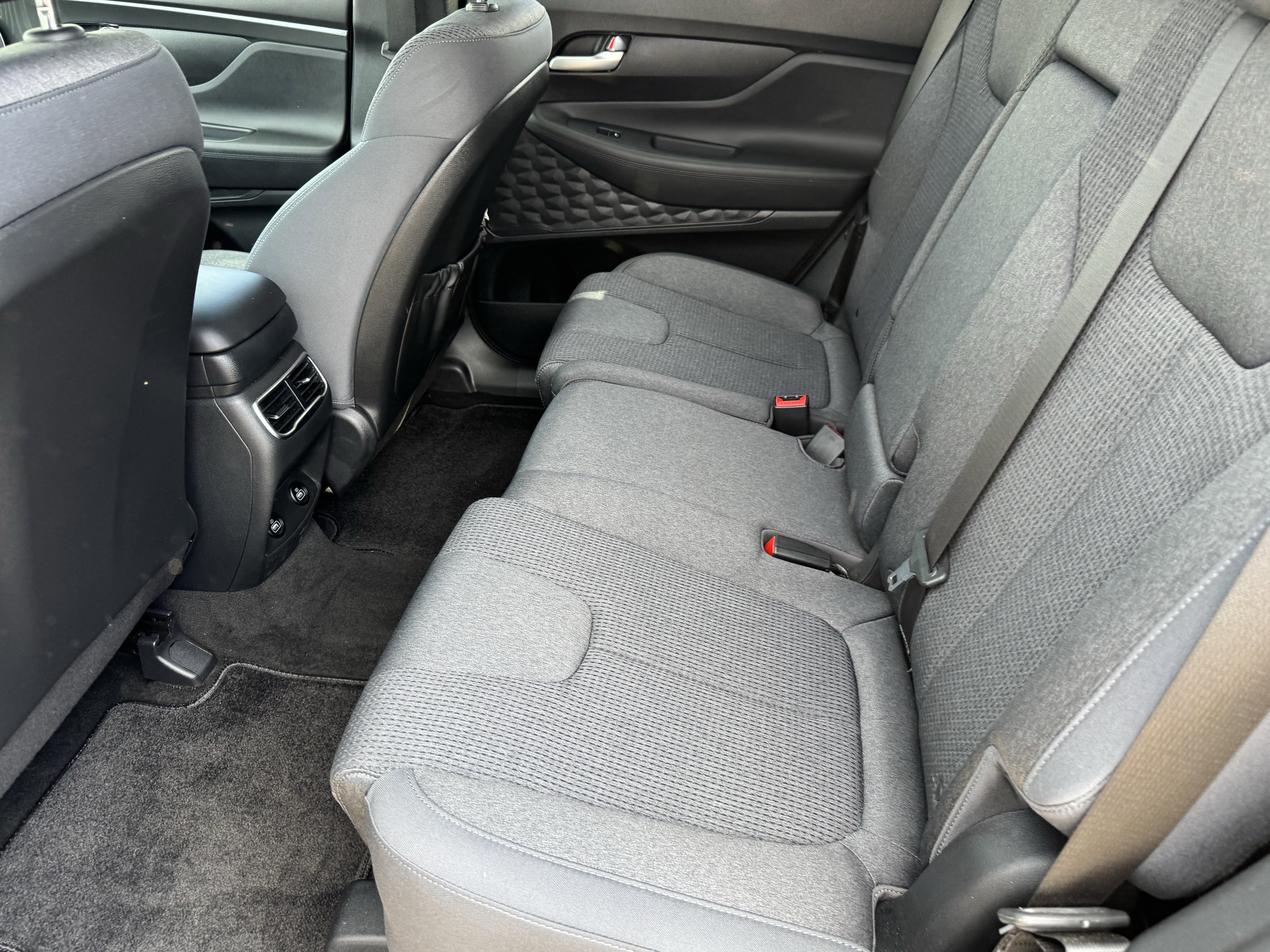 Used 2023 Hyundai Santa Fe SE w/ Cargo Package image 11