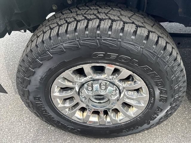 Certified 2022 Ford F250 XLT w/ XLT Premium Package AWD/4WD image 9