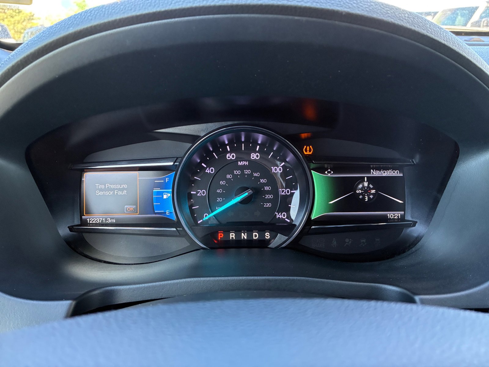 Certified 2019 Ford Explorer XLT w/ Equipment Group 202A AWD/4WD image 10