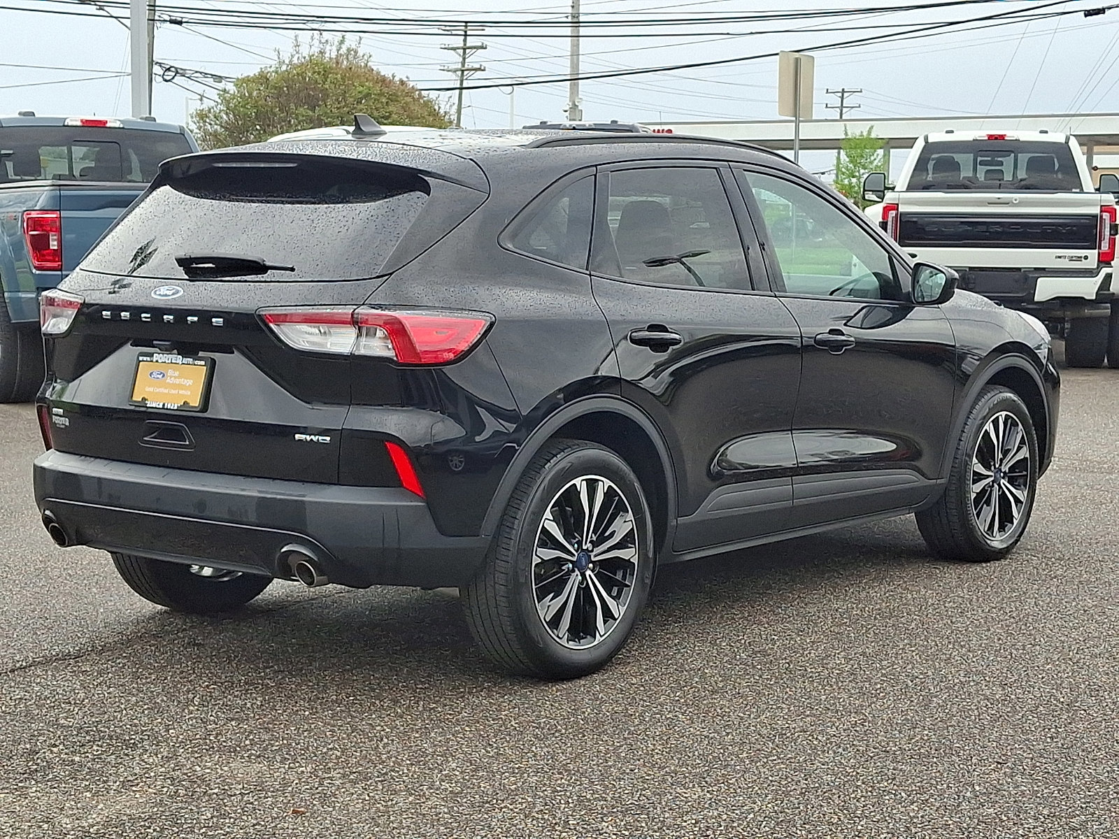Certified 2022 Ford Escape SE w/ SE Sport Appearance Package AWD/4WD image 8