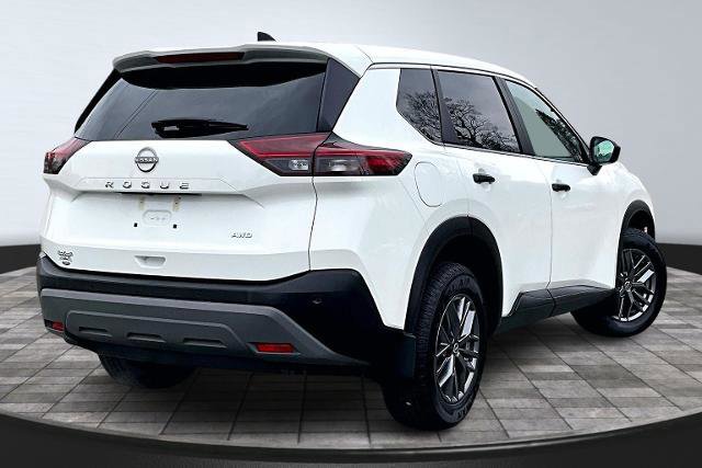 Used 2022 Nissan Rogue S image 6