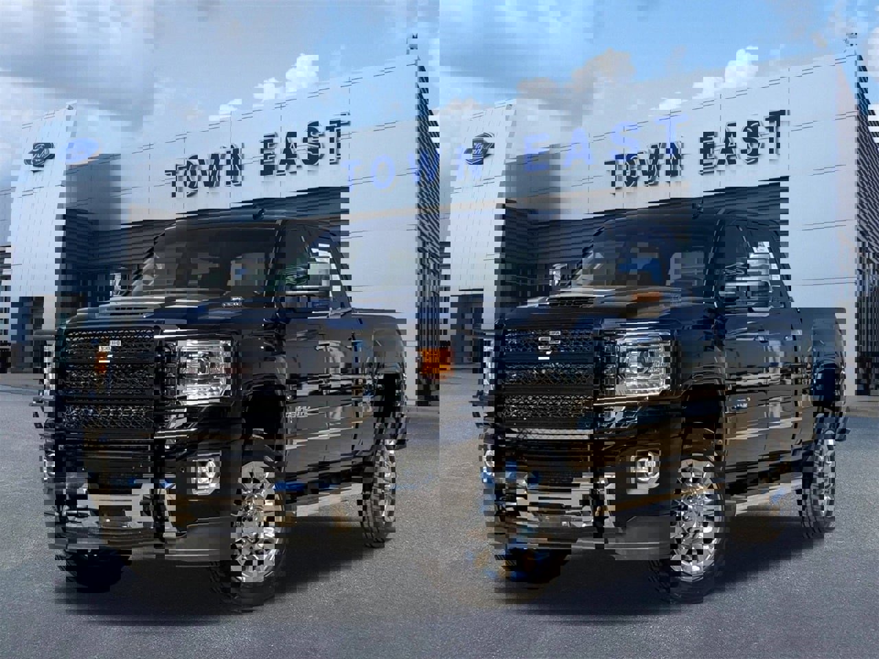 Used 2019 GMC Sierra 2500 Denali w/ Duramax Plus Package