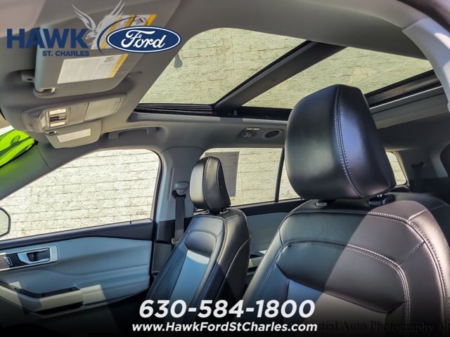 Certified 2023 Ford Explorer XLT w/ Equipment Group 202A AWD/4WD image 9