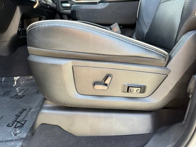 Used 2024 RAM 2500 Laramie AWD/4WD image 9