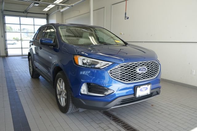 Certified 2023 Ford Edge SEL w/ Convenience Package AWD/4WD image 14