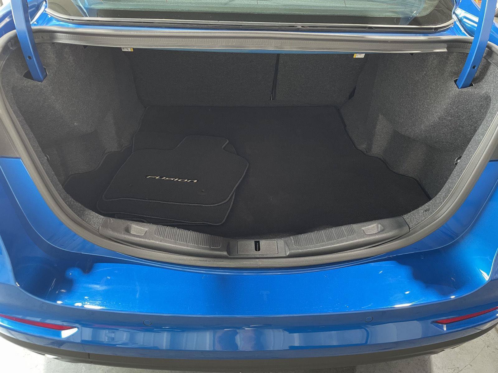 Certified 2020 Ford Fusion SE AWD/4WD image 42
