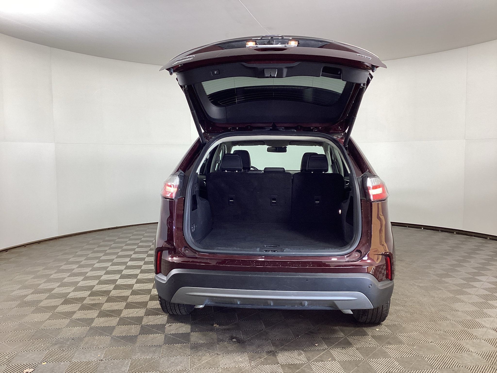 Certified 2024 Ford Edge SEL w/ Convenience Package AWD/4WD image 30
