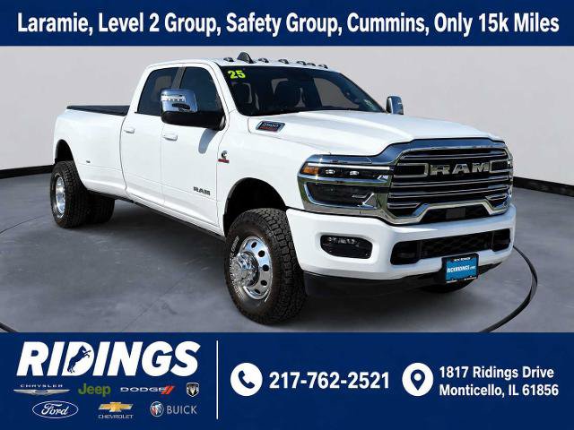 Used 2025 RAM 3500 Laramie AWD/4WD image 1