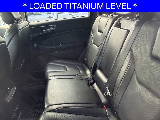 Certified 2017 Ford Edge Titanium w/ Equipment Group 301A FWD image 9