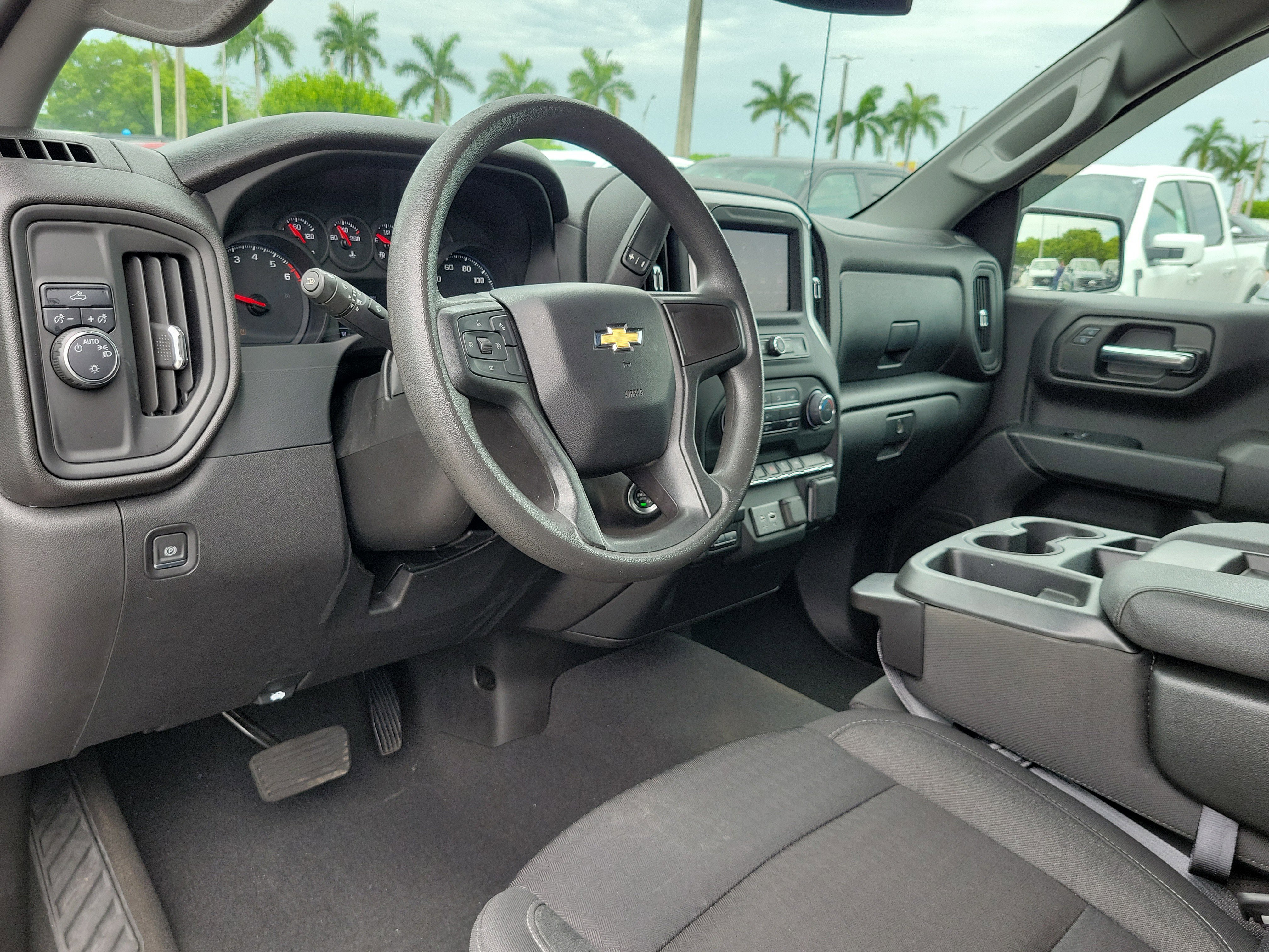 Used 2024 Chevrolet Silverado 1500 Custom RWD image 9