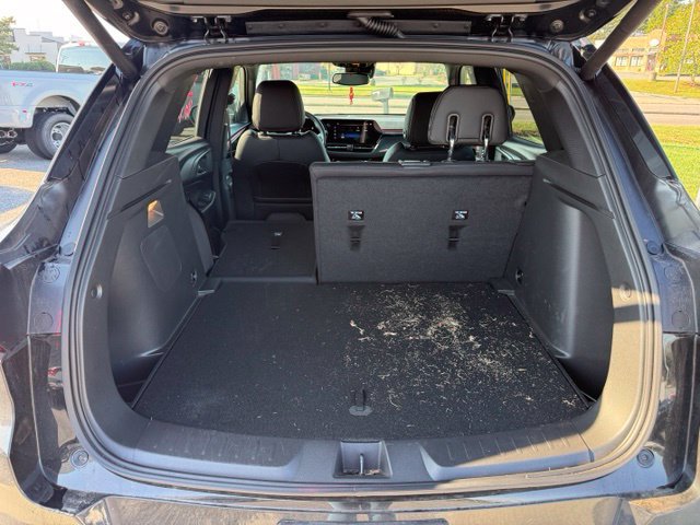 Used 2026 Chevrolet TrailBlazer RS w/ Convenience Package FWD image 8