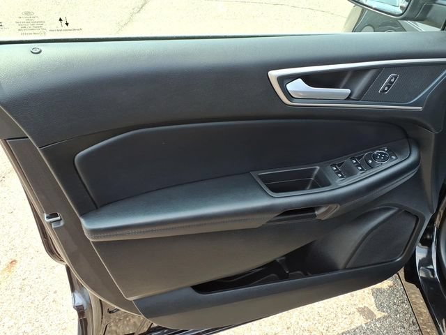 Certified 2024 Ford Edge SEL w/ Convenience Package AWD/4WD image 11