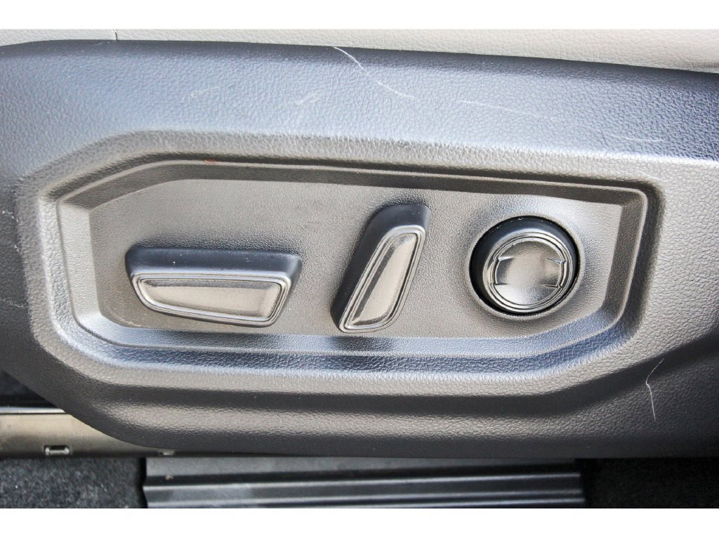 Used 2024 Toyota Tundra Limited AWD/4WD image 35