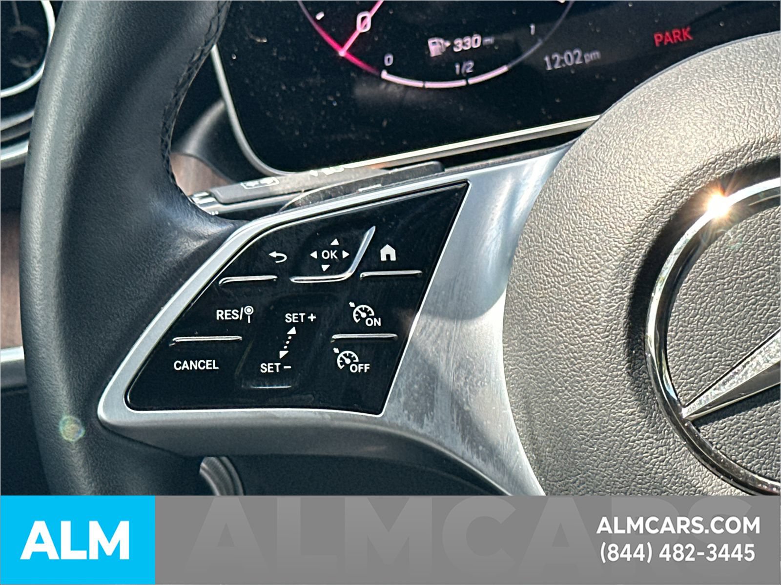 Used 2025 Mercedes-Benz C 300 Sedan image 28