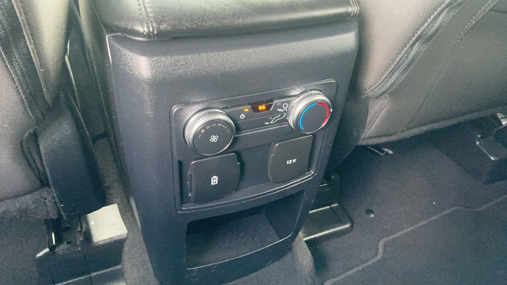 Certified 2021 Ford Explorer XLT RWD image 10