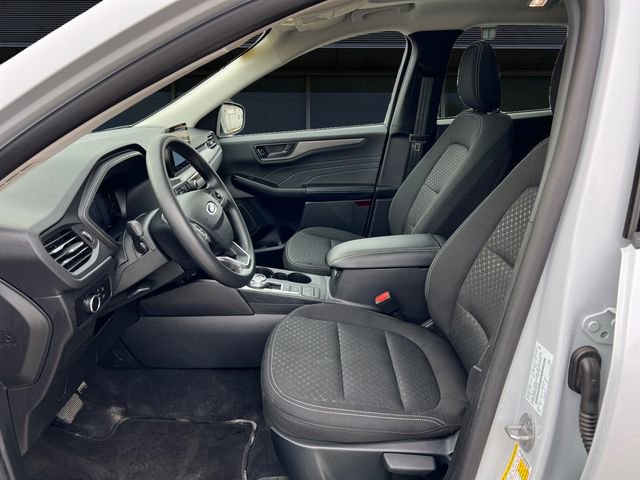 Certified 2025 Ford Escape Active FWD image 9