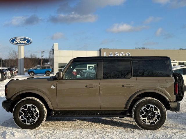 Certified 2025 Ford Bronco Outer Banks image 4