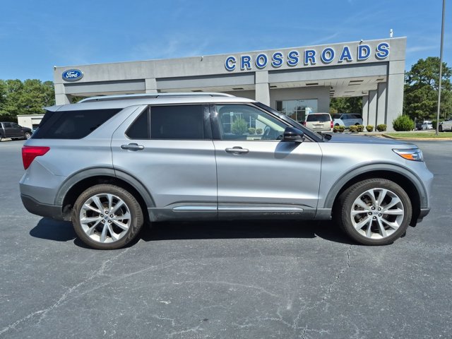 Certified 2021 Ford Explorer Platinum w/ Equipment Group 601A AWD/4WD image 3