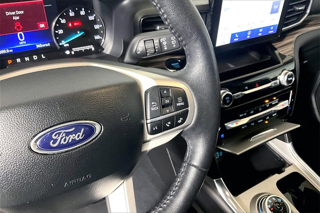 Certified 2024 Ford Explorer Limited image 15