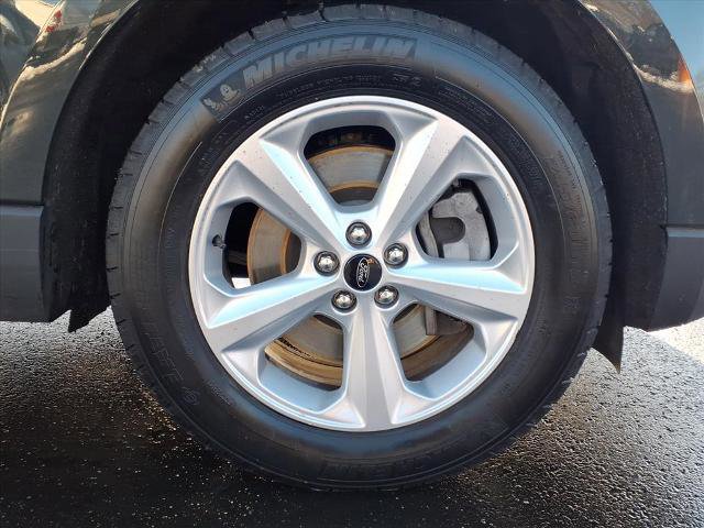 Certified 2024 Ford Edge SE image 20