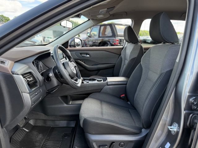Used 2022 Nissan Rogue SV AWD/4WD image 12
