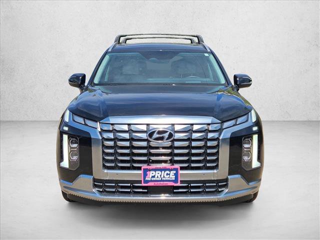 Used 2023 Hyundai Palisade Calligraphy FWD image 2