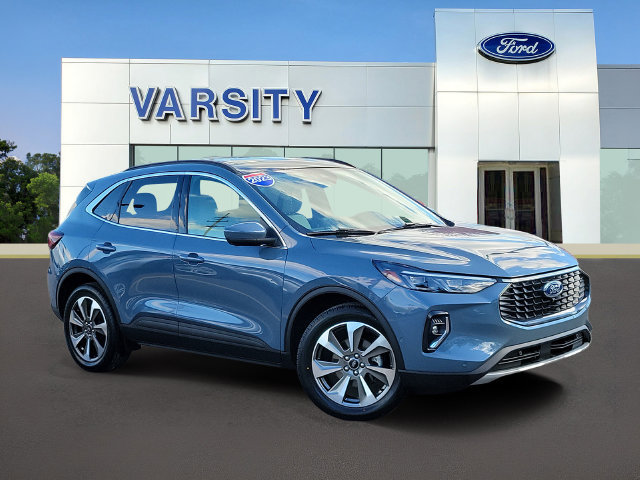 Certified 2023 Ford Escape Platinum w/ Premium Technology Package