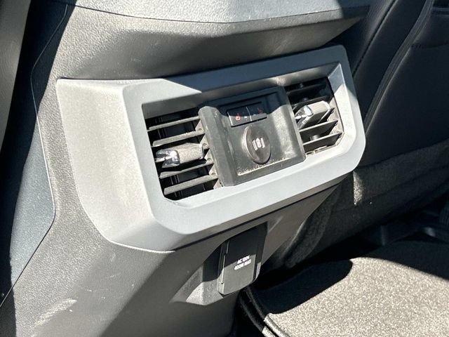 Certified 2025 Ford F250 Lariat w/ Lariat Ultimate Package AWD/4WD image 19