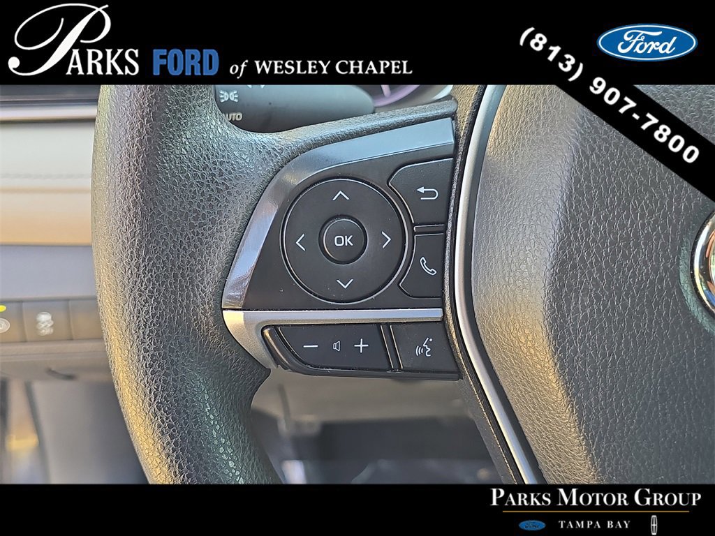 Used 2021 Toyota Camry LE image 28