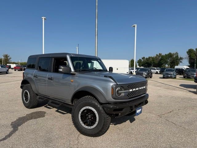 Certified 2023 Ford Bronco Badlands w/ Sasquatch Package AWD/4WD image 1