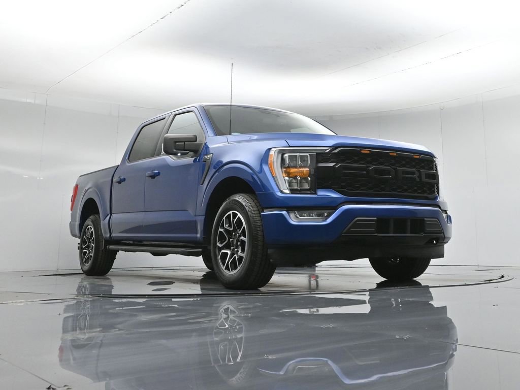 Certified 2022 Ford F150 XLT w/ Equipment Group 302A High image 44