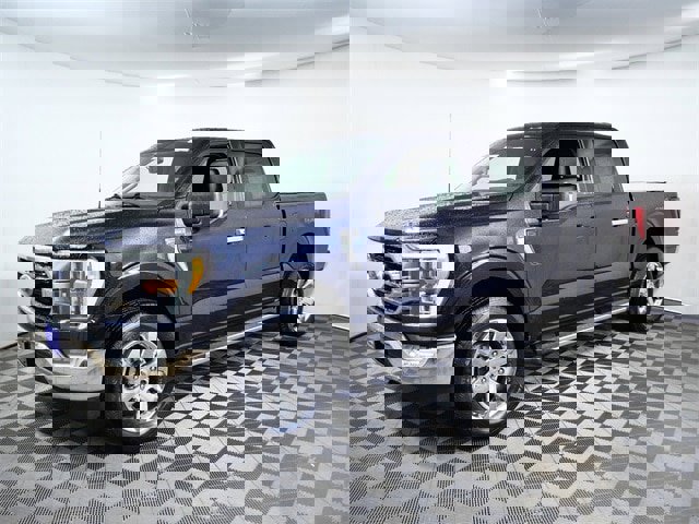 Certified 2023 Ford F150 XLT w/ Equipment Group 302A High image 5