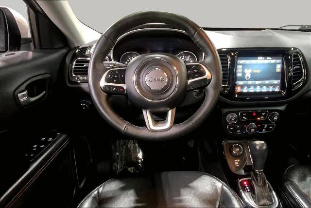 Used 2017 Jeep Compass Limited AWD/4WD image 6