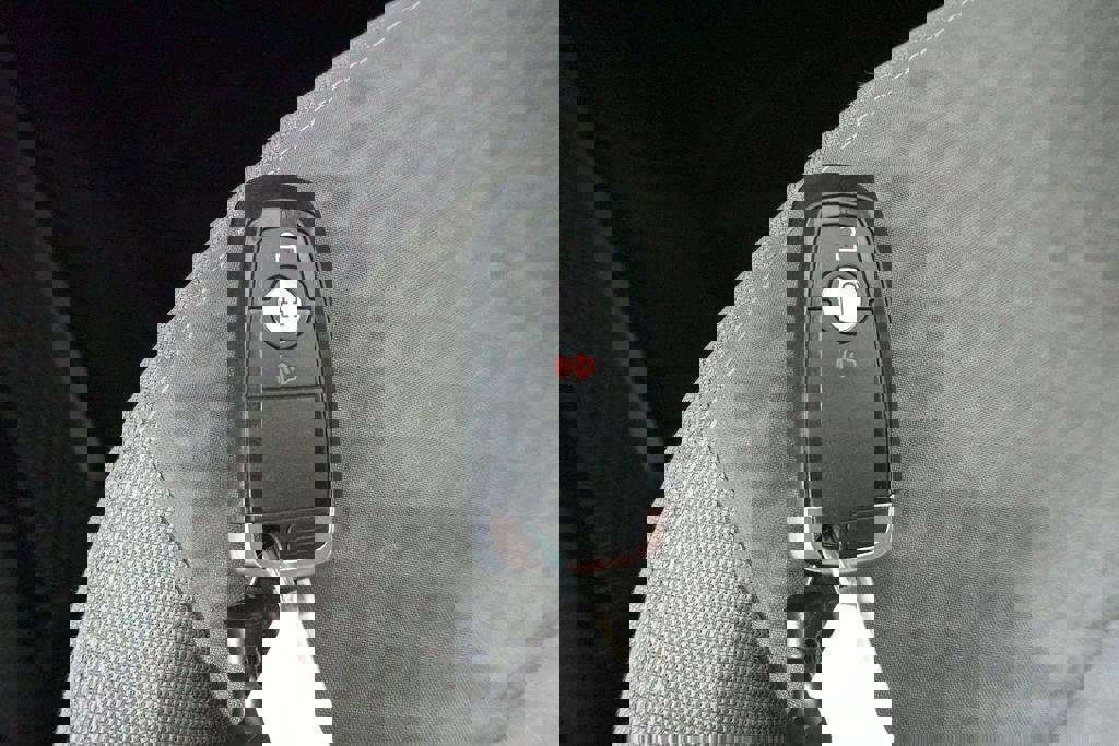 Certified 2020 Ford Escape SE image 21