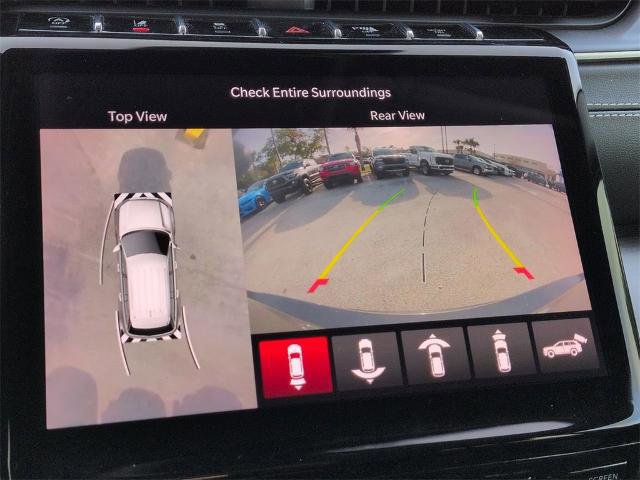 Used 2023 Jeep Grand Cherokee L Limited w/ Luxury Tech Group II image 19