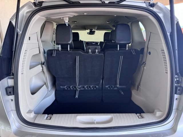Used 2024 Chrysler Pacifica Touring-L FWD image 23