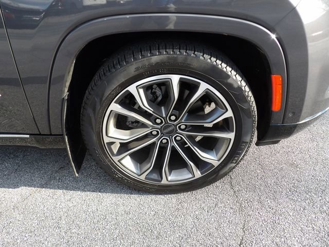 Used 2023 Jeep Grand Wagoneer Series III image 9