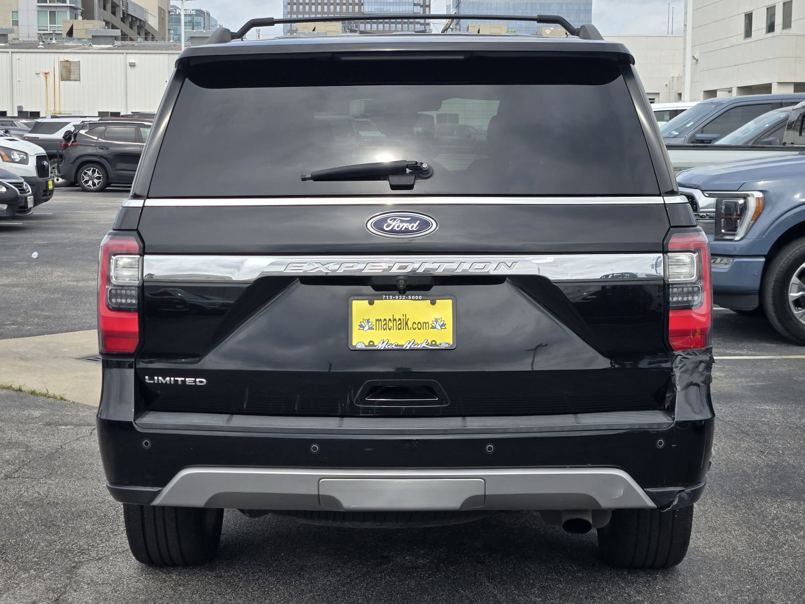 Certified 2018 Ford Expedition Limited w/ Equipment Group 302A AWD/4WD image 6