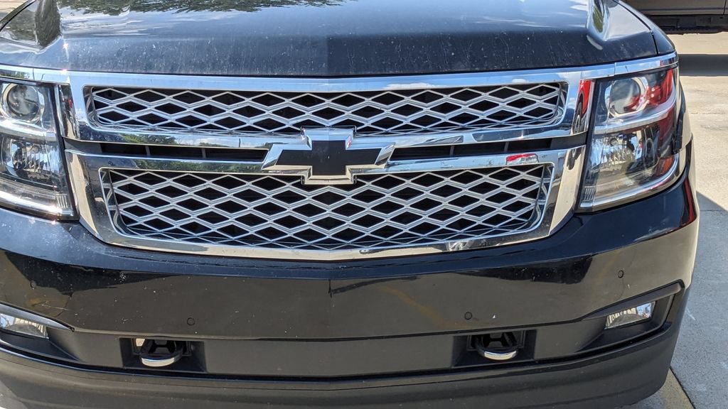 Used 2019 Chevrolet Tahoe LT w/ LT Signature Package AWD/4WD image 9