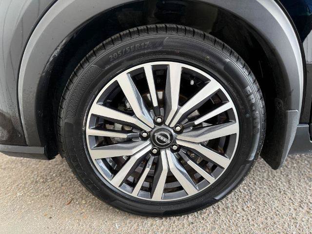 Used 2024 Nissan Kicks SV w/ Interior Electronics Package FWD image 33