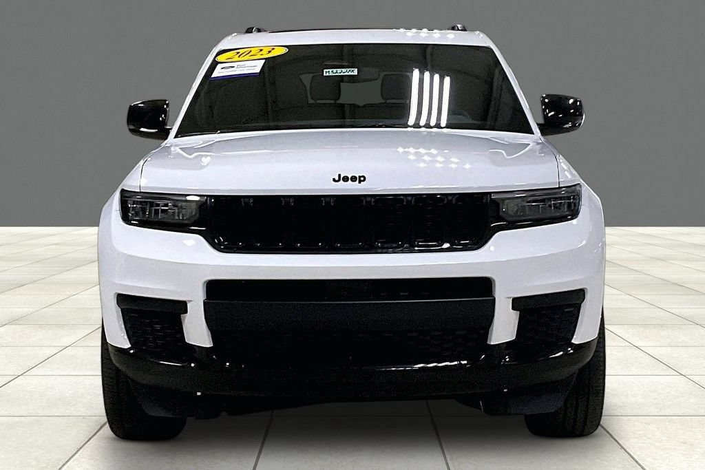 Used 2023 Jeep Grand Cherokee L Laredo AWD/4WD image 3