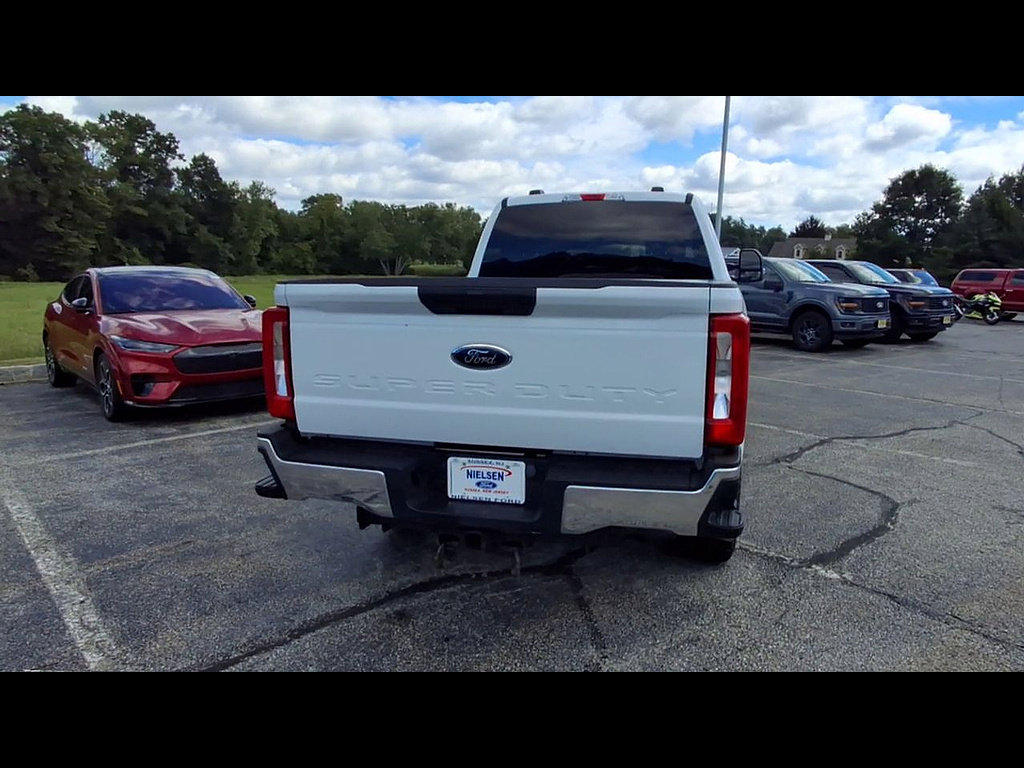 Certified 2024 Ford F250 XLT w/ FX4 Off-Road Package AWD/4WD image 7