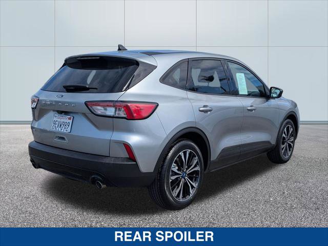 Certified 2022 Ford Escape SE w/ SE Sport Appearance Package image 5