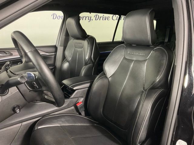 Used 2021 Jeep Grand Cherokee L Overland w/ Luxury Tech Group IV image 14