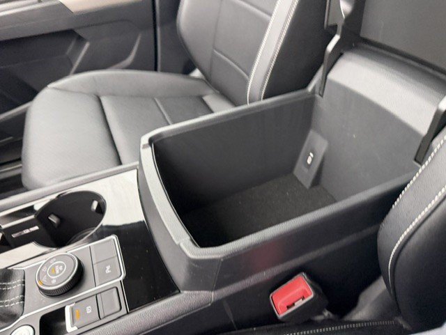 Used 2023 Volkswagen Atlas SEL AWD/4WD image 25
